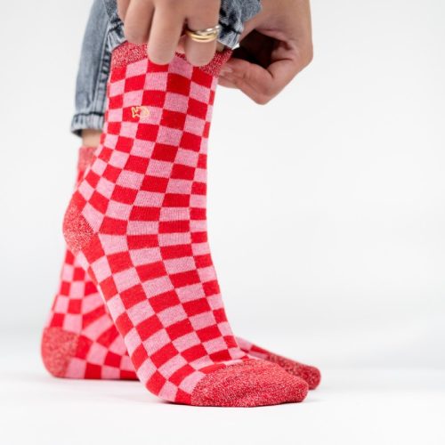 Chaussettes à Carreaux Rouge et Rose – Image 2