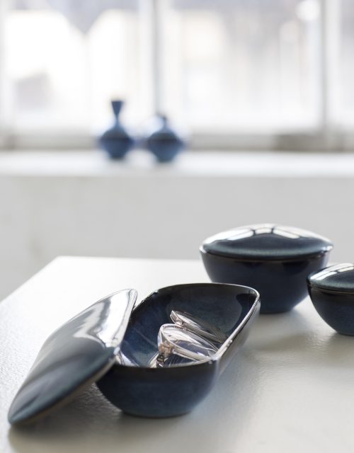 Bol Oval avec couvercle S Bleu Foncé pur, Serax – Image 4